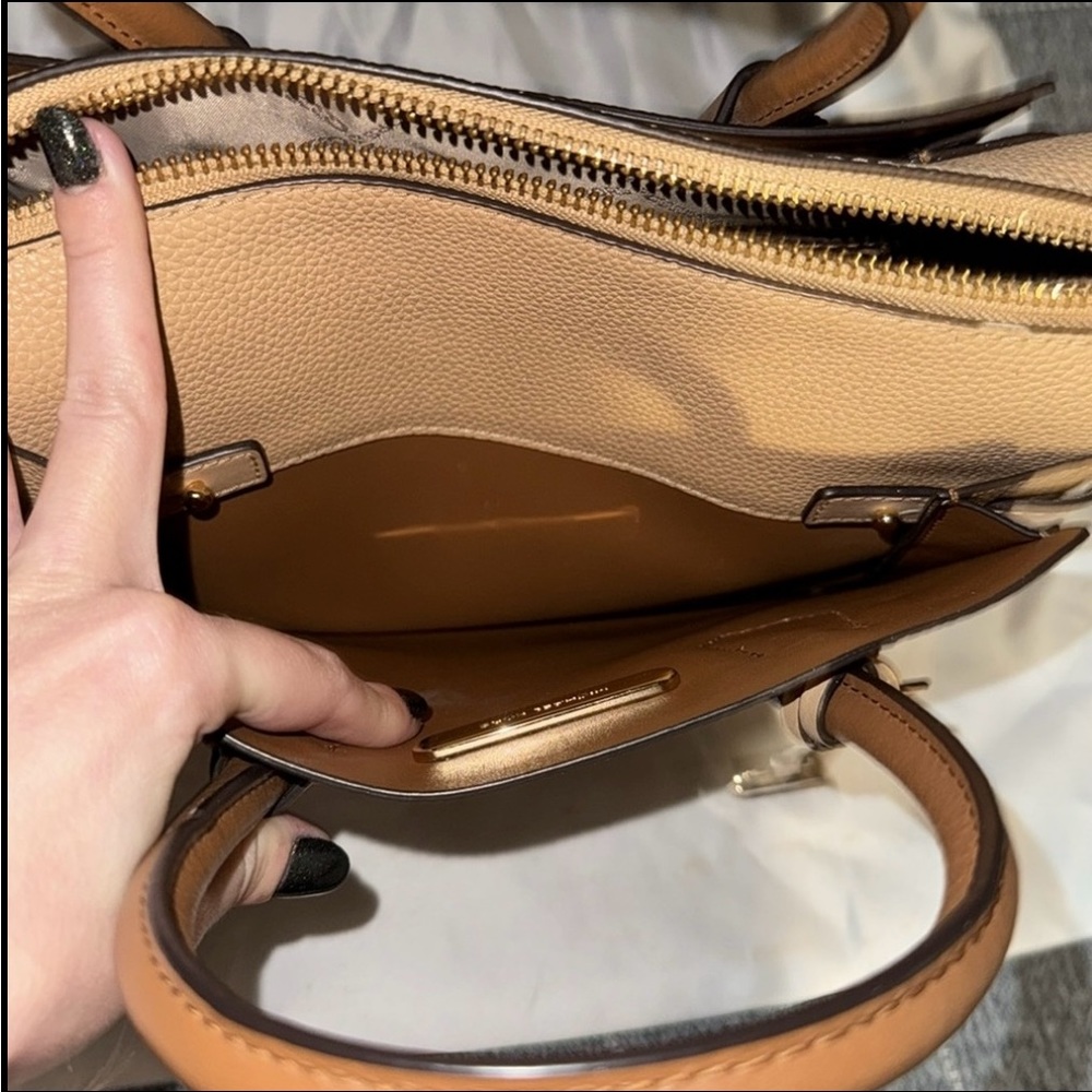 Michael Kors Bundle - Picture 6 of 12